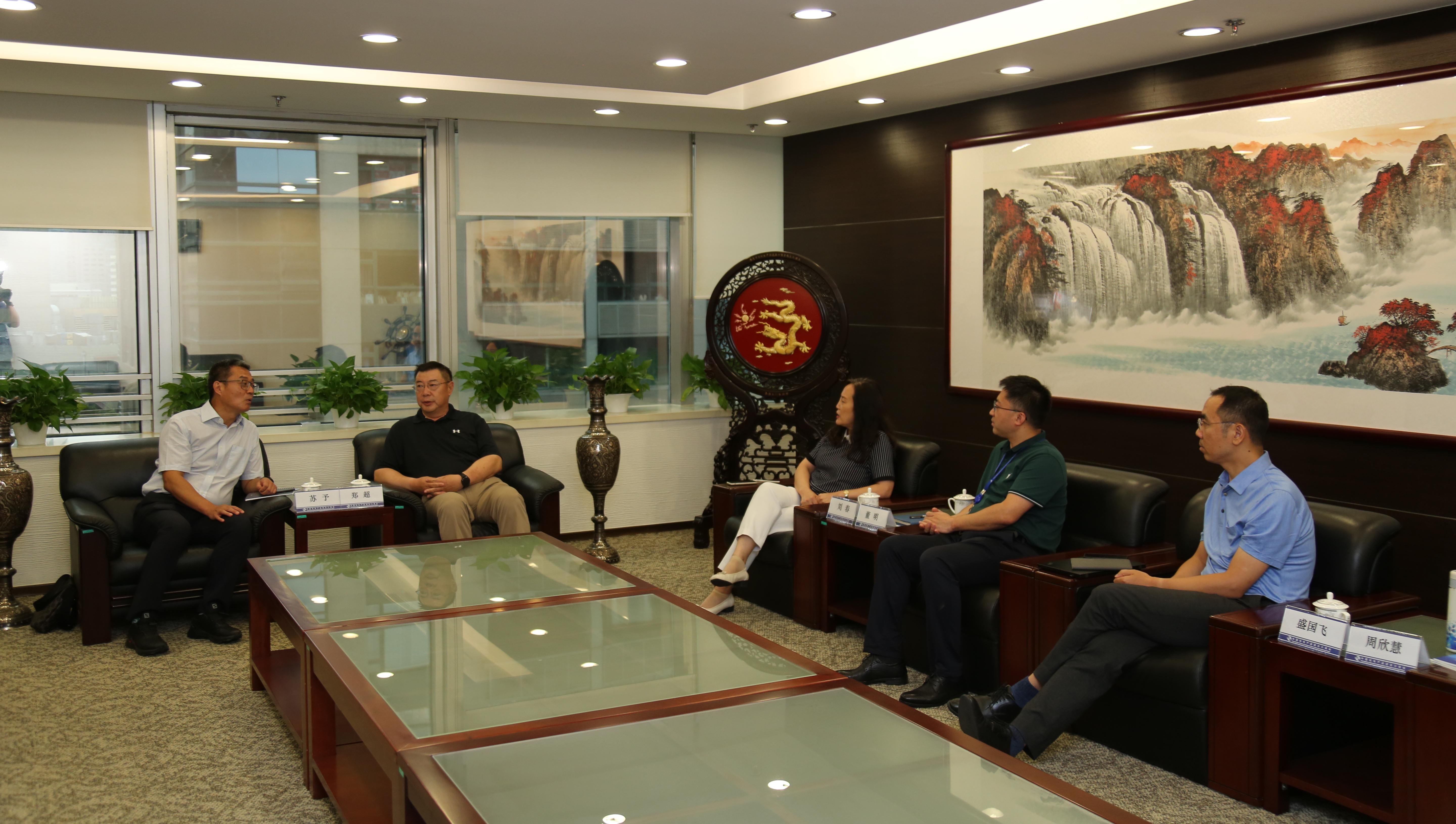 郑超副会长会见中国驻哈萨克斯坦使馆公使衔经济商务参赞（拟赴任）苏予
