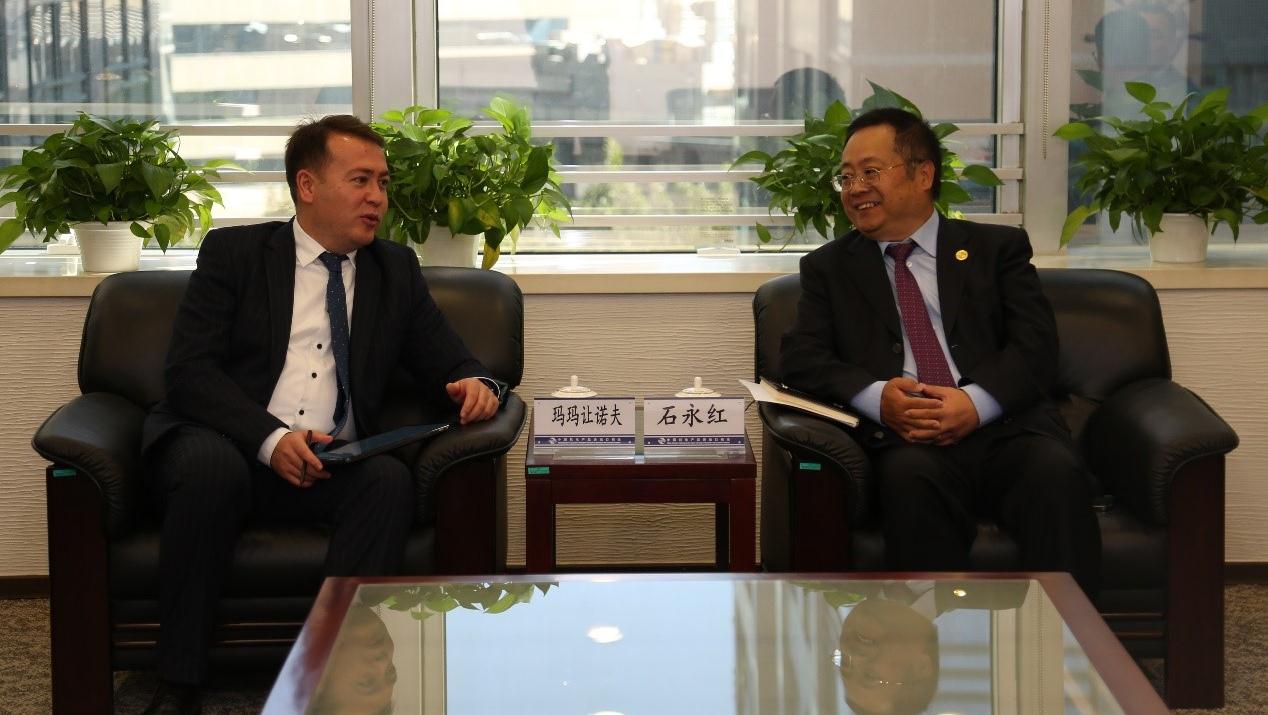 石永红副会长、刘春副会长会见乌兹别克斯坦驻华商务参赞